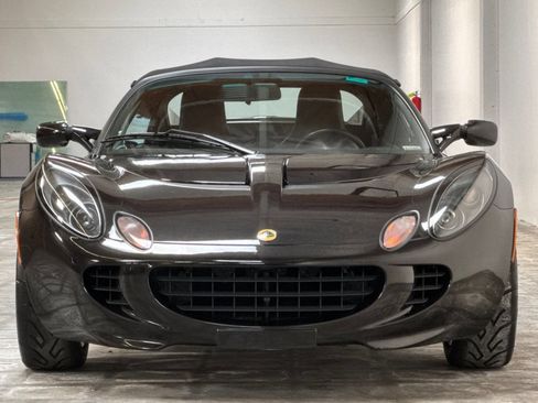 Used 2005 Lotus Elise RWD image 9