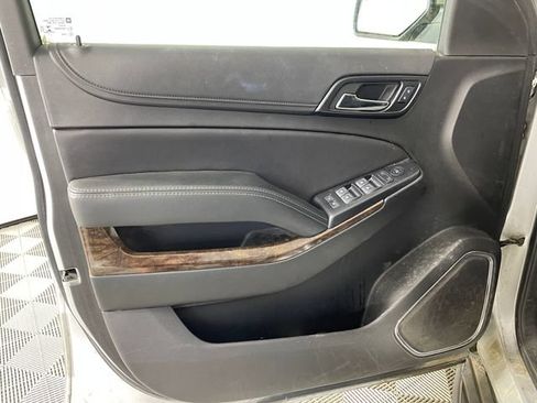 Used 2020 Chevrolet Suburban LS AWD/4WD image 11