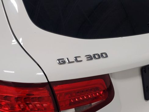 Used 2017 Mercedes-Benz GLC 300 image 14