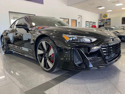 Used 2025 Audi S e-tron GT Premium Plus w/ 21" Wheel Package AWD/4WD image 7