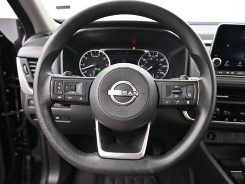 Used 2024 Nissan Rogue SV AWD/4WD image 27