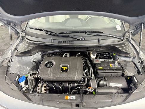 Used 2025 Kia Soul LX w/ LX Technology Package FWD image 32