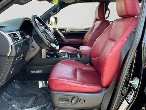 Certified 2021 Lexus GX 460 Luxury w/ Accessory Package image 14