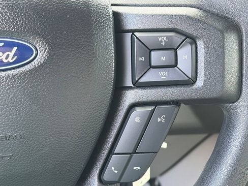 Certified 2023 Ford E-450 and Econoline 450 Super Duty w/ Driver's Safety Package RWD image 15