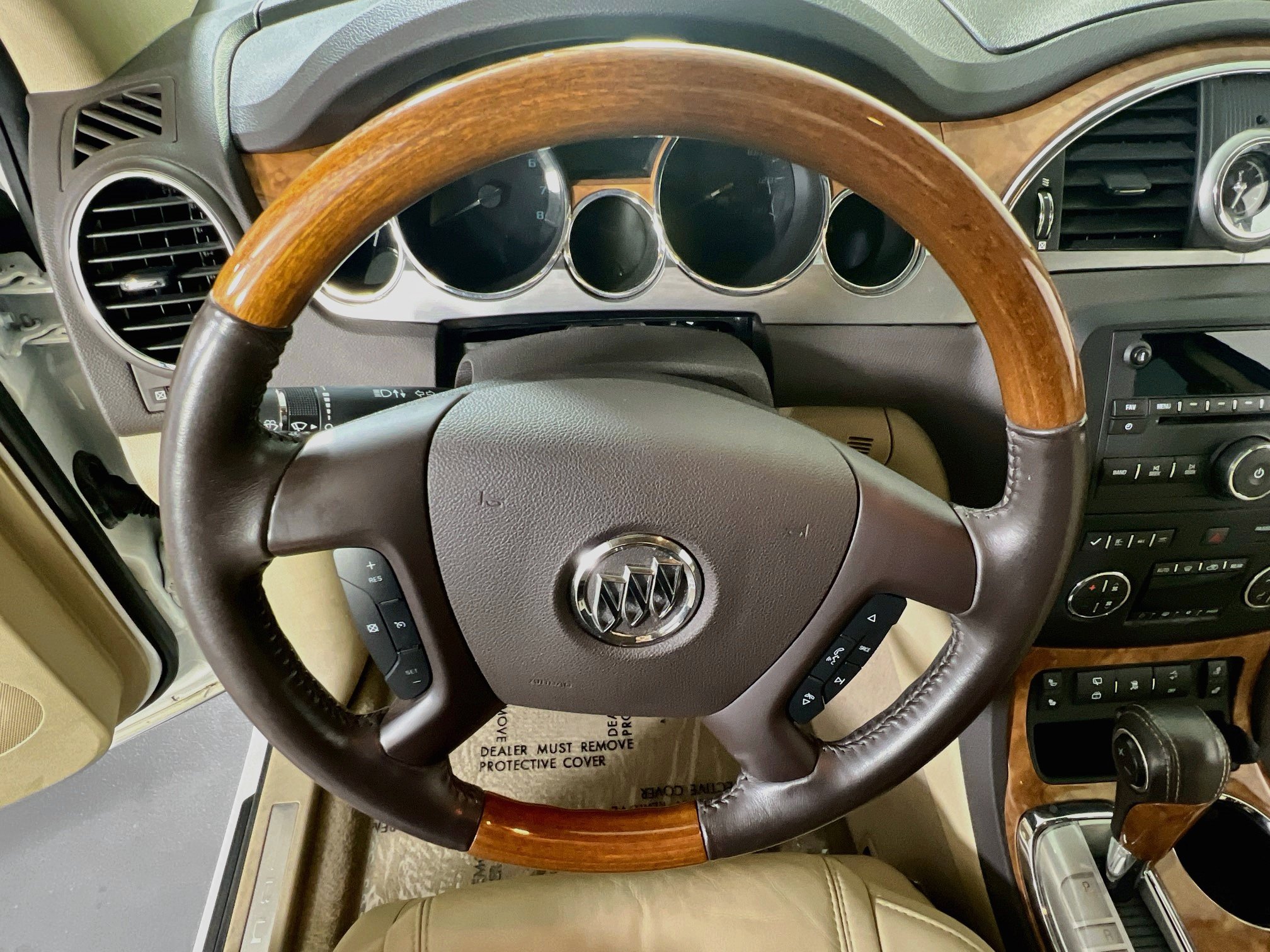 Used 2011 Buick Enclave CXL FWD image 11