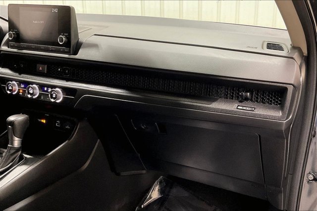 Used 2025 Honda CR-V LX image 16