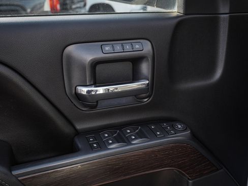 Used 2017 GMC Sierra 1500 Denali w/ Denali Ultimate Package image 15