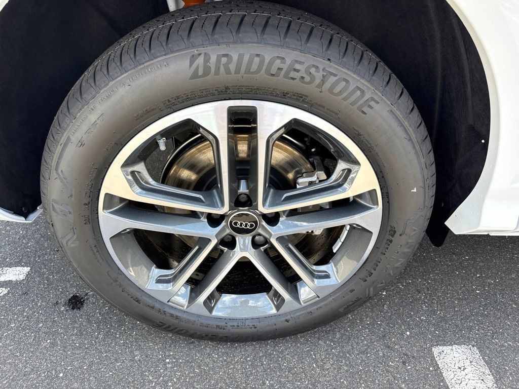 New 2026 Audi Q5 Premium AWD/4WD image 13