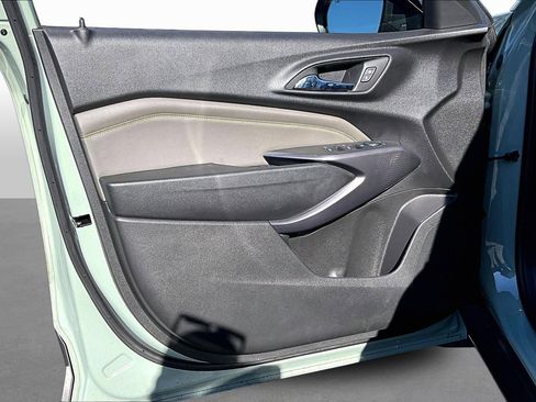 Used 2025 Chevrolet Trax ACTIV w/ Driver Confidence Package image 15