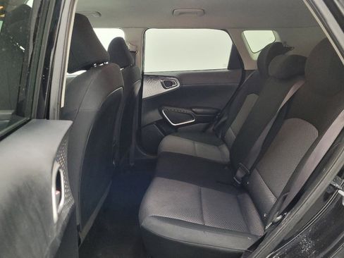 Used 2023 Kia Soul LX w/ LX Technology Package FWD image 18
