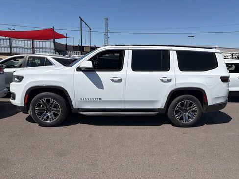 Used 2022 Jeep Wagoneer Series III w/ Convenience Group I image 7