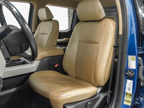 Used 2022 Ford F250 Lariat w/ Chrome Package image 31