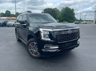 Used 2025 Nissan Armada SL w/ Captain's Chari Seat Package AWD/4WD video 1