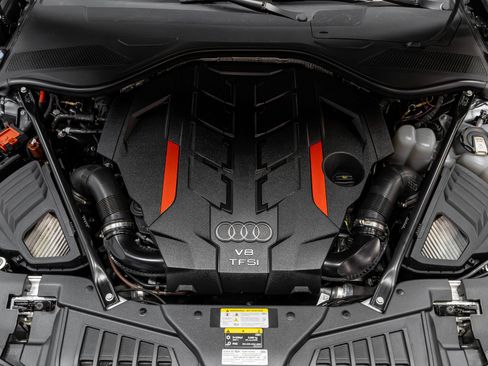 Used 2023 Audi S8 4.0T quattro image 26
