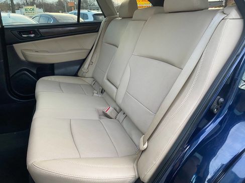 Used 2018 Subaru Outback 3.6R Limited image 7