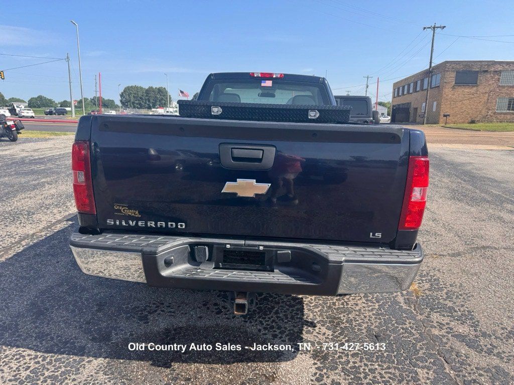 Used 2011 Chevrolet Silverado 1500 W/T w/ LS Package RWD image 6