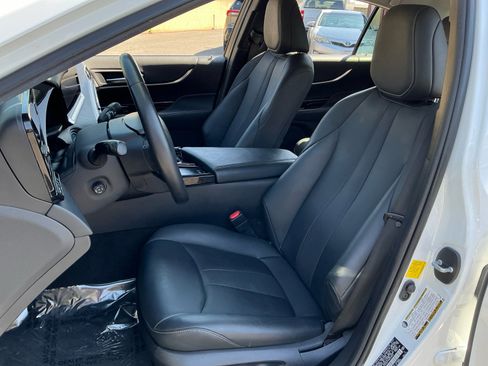 Used 2021 Toyota Mirai XLE w/ Advanced Technology Package image 17