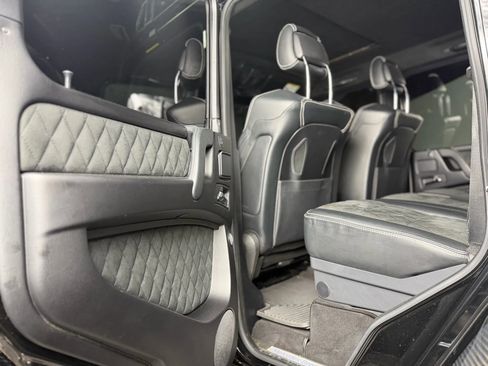Used 2018 Mercedes-Benz G 550 Squared image 26
