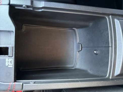 Used 2023 Dodge Durango GT image 40