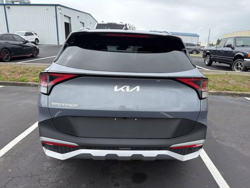 Used 2025 Kia Sportage EX w/ Premium Package image 6
