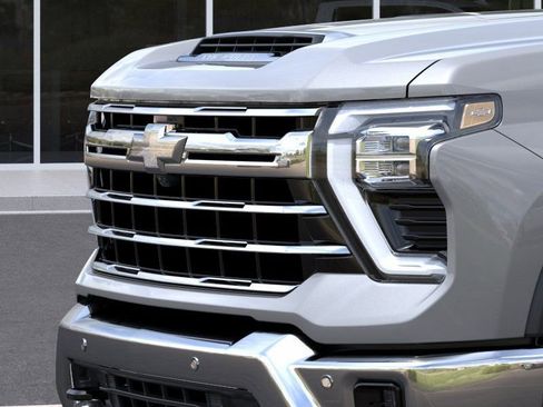 New 2026 Chevrolet Silverado 3500 LTZ AWD/4WD image 14