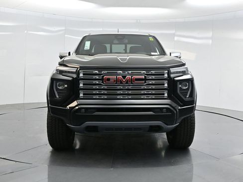 Used 2024 GMC Canyon Denali image 43