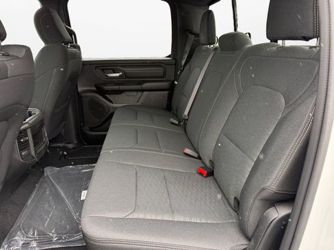 New 2026 RAM 1500 Express AWD/4WD image 15