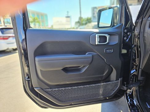 New 2026 Jeep Gladiator Sport image 20