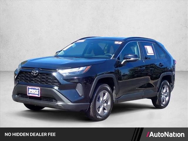 Used 2022 Toyota RAV4 XLE AWD/4WD image 1