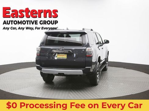 Used 2024 Toyota 4Runner TRD Off-Road Premium AWD/4WD image 39