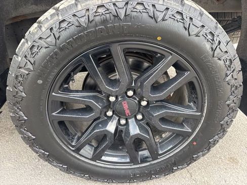 Used 2019 GMC Sierra 1500 Elevation image 15