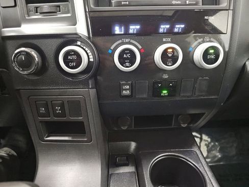 Used 2018 Toyota Sequoia TRD Sport AWD/4WD image 24