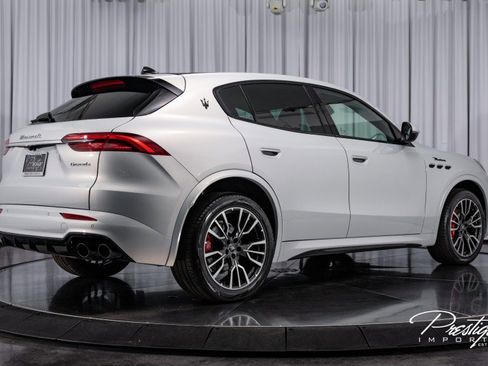 Used 2023 Maserati Grecale Modena image 19