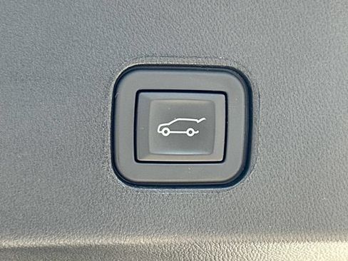 Certified 2024 Cadillac Lyriq Luxury w/ LPO, Floor Liner Package AWD/4WD image 20