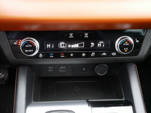 Used 2023 Mitsubishi Outlander SEL image 23