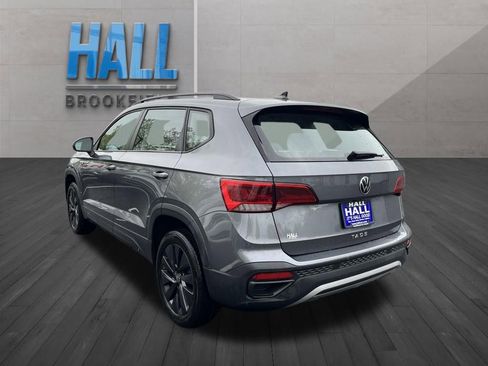 Certified 2022 Volkswagen Taos S FWD image 4
