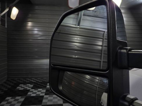 Used 2017 Ford F350 Lariat image 39