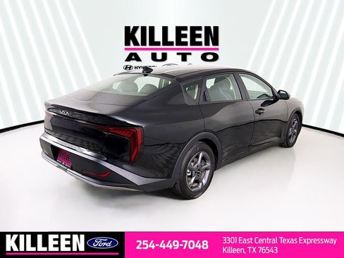 Used 2025 Kia K4 FWD image 8