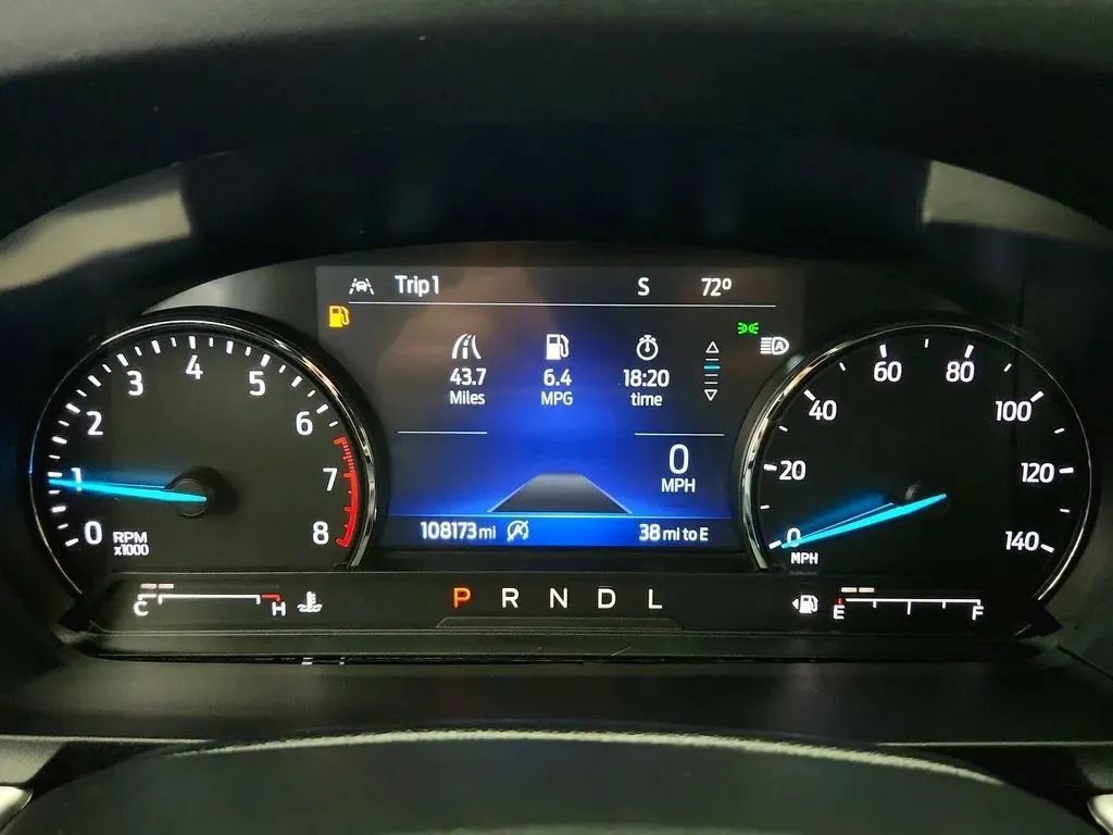 Used 2022 Ford Explorer XLT AWD/4WD image 13