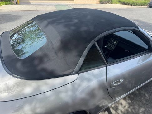 Used 2006 Porsche 911 Carrera image 18