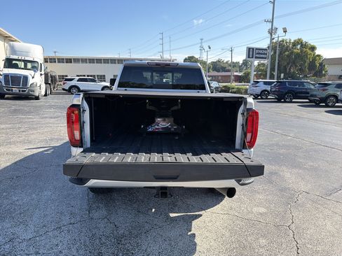 Used 2020 GMC Sierra 2500 Denali w/ Denali Ultimate Package AWD/4WD image 5