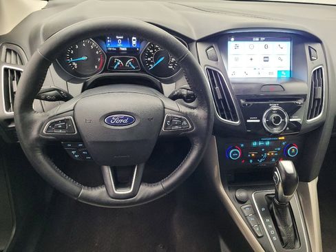 Used 2018 Ford Focus Titanium w/ Titanium Technology Package image 22