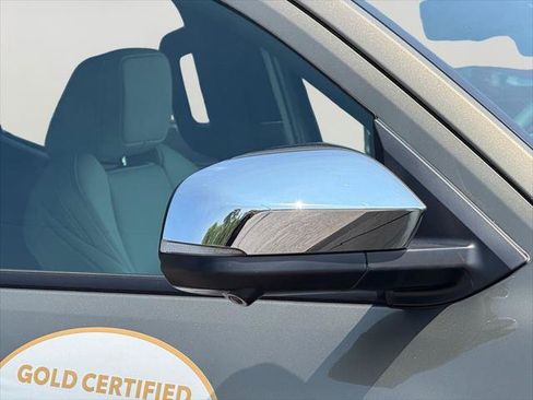 Certified 2026 Toyota Tacoma Limited AWD/4WD image 11