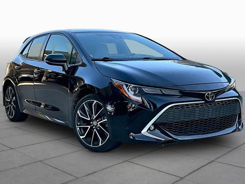Used 2022 Toyota Corolla XSE FWD image 3