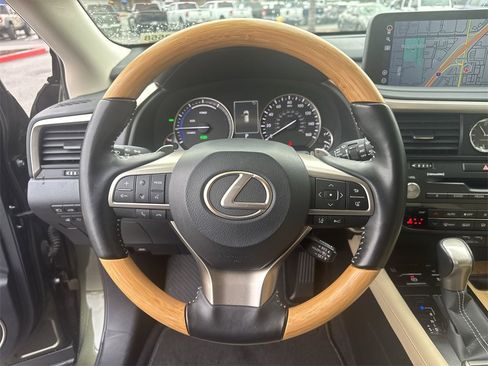 Used 2022 Lexus RX 450hL AWD w/ Premium Package image 11