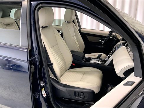 Used 2020 Land Rover Discovery Sport SE AWD/4WD image 6