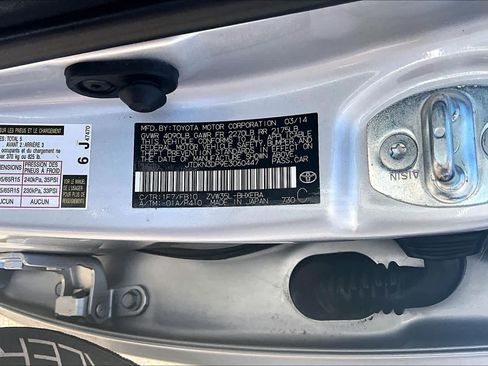 Used 2014 Toyota Prius Prime Plug-In Hybrid FWD image 36