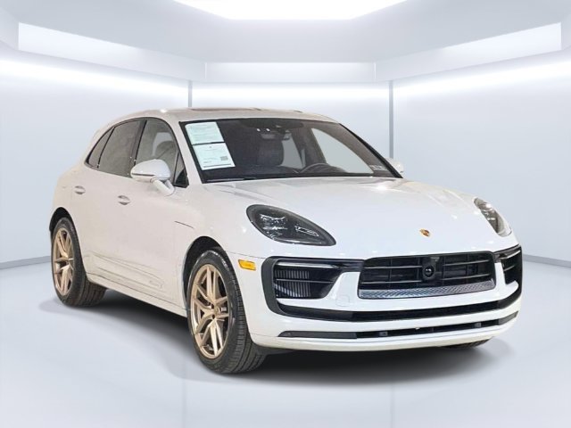 Certified 2023 Porsche Macan S AWD/4WD image 9