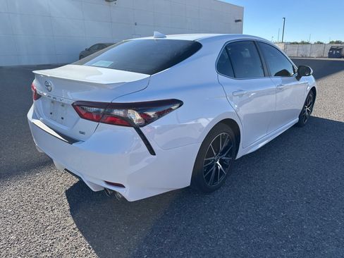 Used 2023 Toyota Camry SE w/ Audio Upgrade Package FWD image 5
