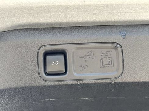 Used 2024 Ford Expedition Limited RWD image 36